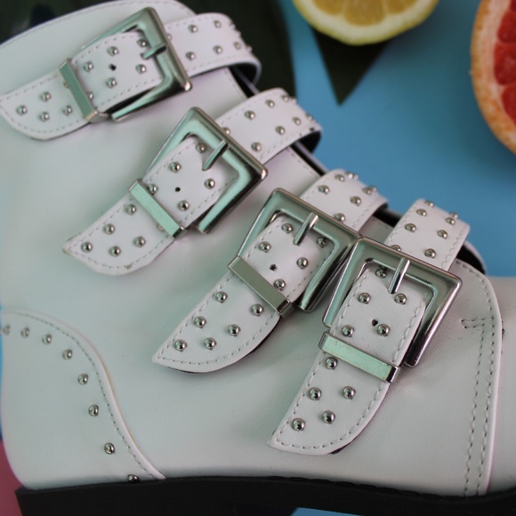 🚨LAST PAIR!//The Festival collection//Combat Boot - Picture 4 of 5